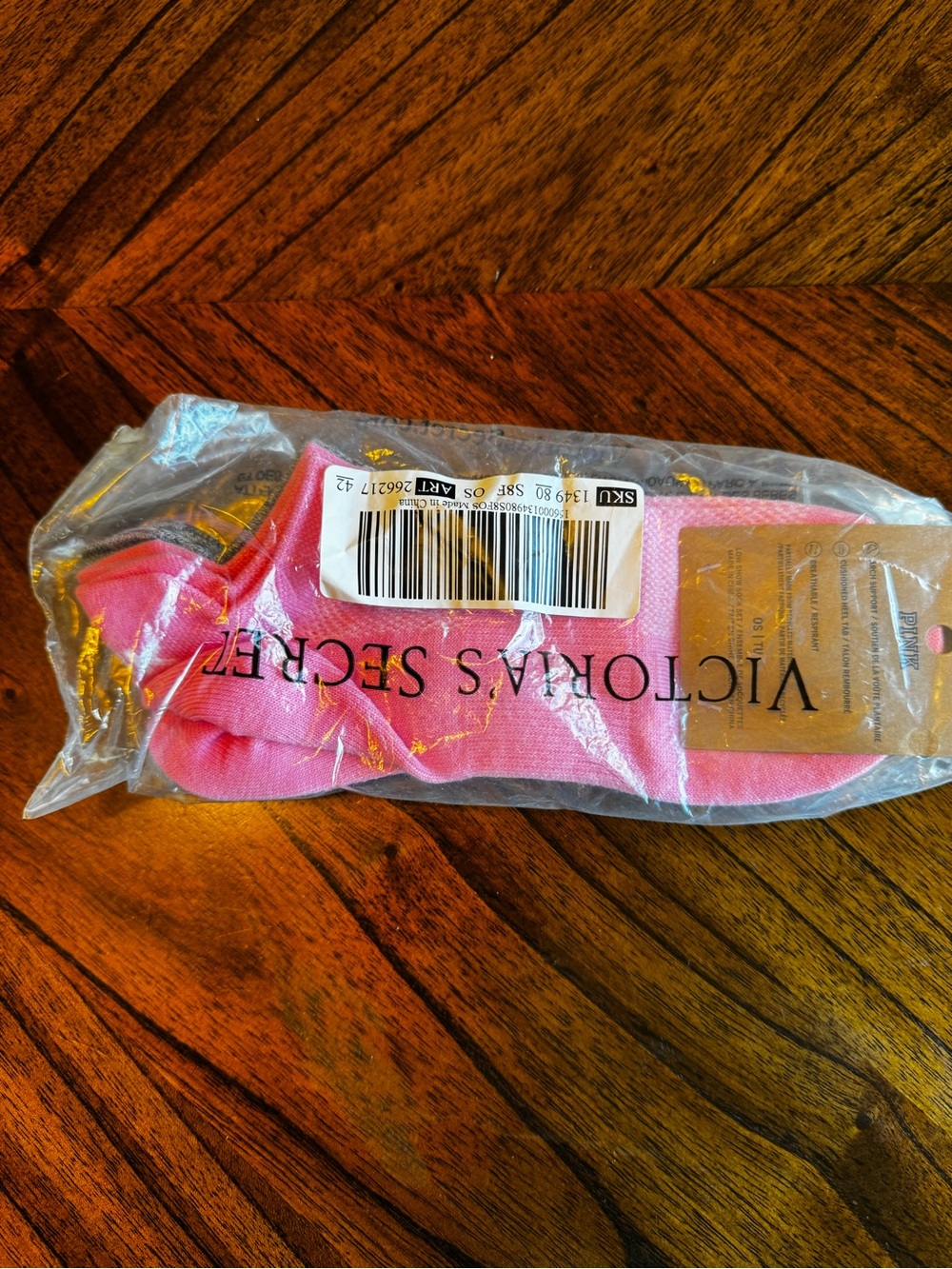 NWT VS PINK 2 pack socks
